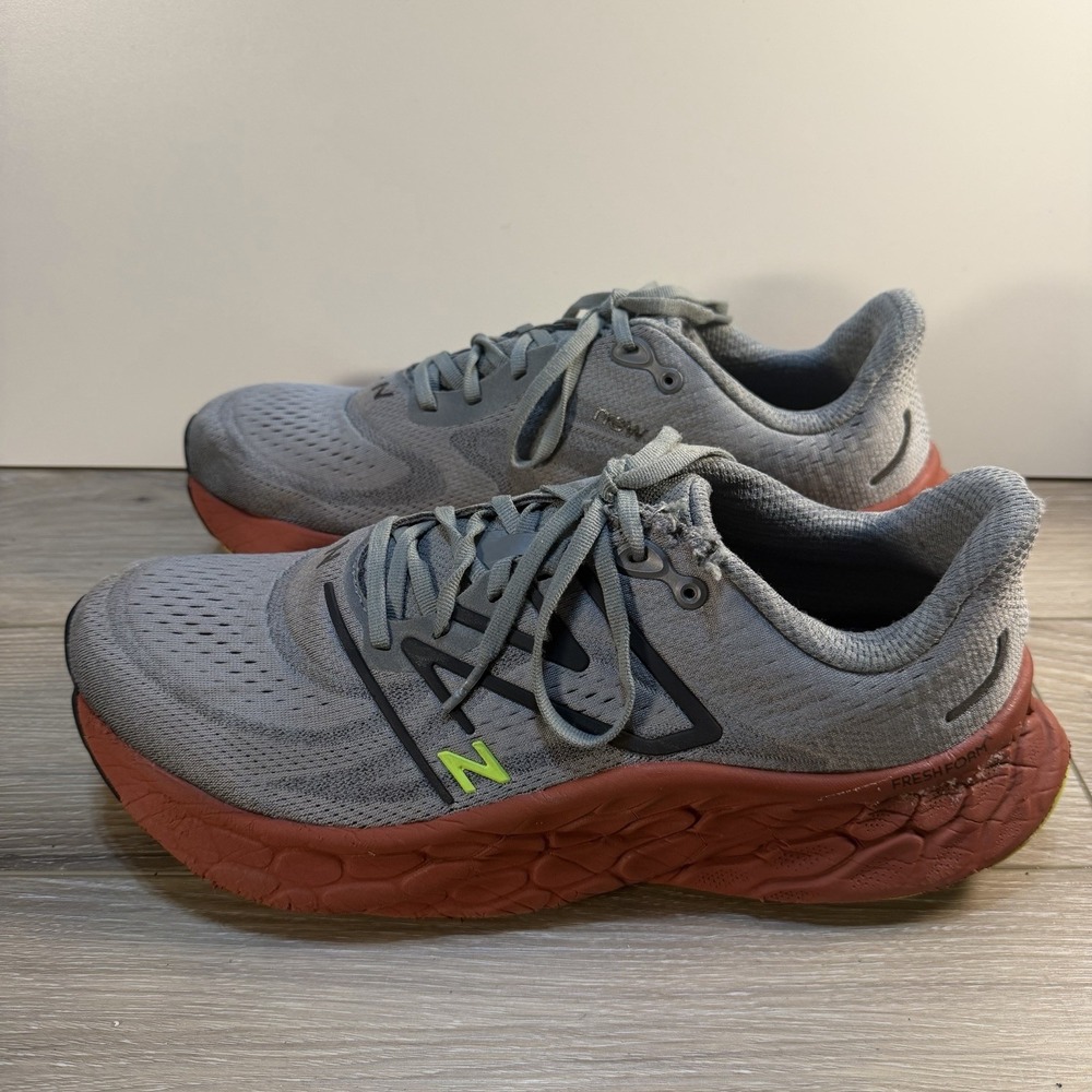 Size 12.5 Men's New Balance Fresh Foam X More V4 Running Shoes